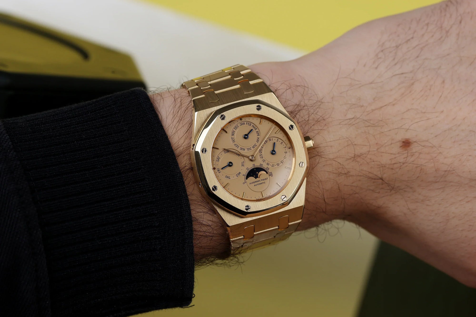 Pre Owned Watches Royal Oak Audemars Piguet in UAE – A Complete Luxury Buying Guide